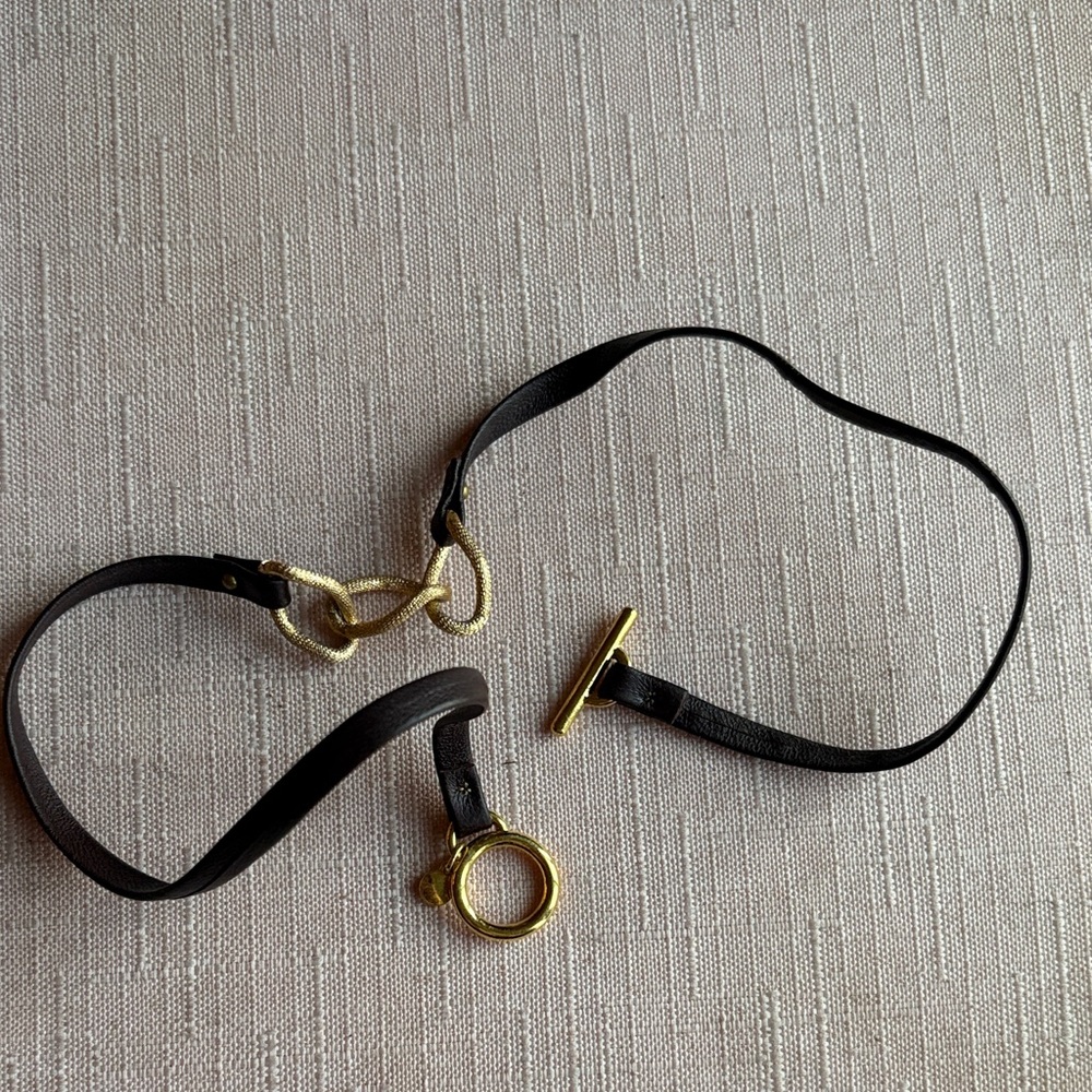 Gorjana wrap bracelet with link details